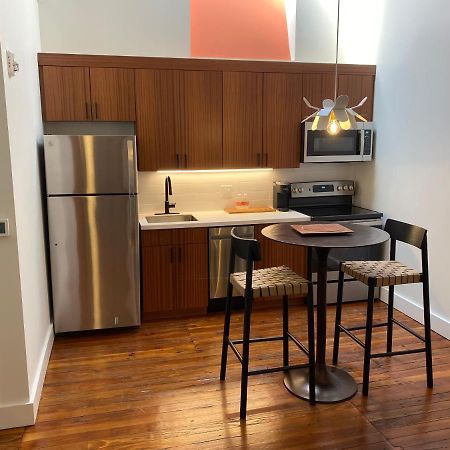 Vantage Art Flats Aparthotel Данвил Екстериор снимка
